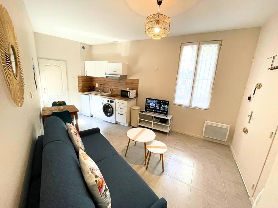 Studio Bien Equipe A 2 Pas De La Gare Beziers Ngoại thất bức ảnh